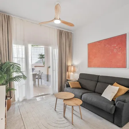 Yucca Park 1 Bed 아데제