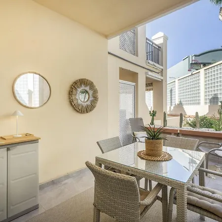 Yucca Park 1 Bed * 阿德耶