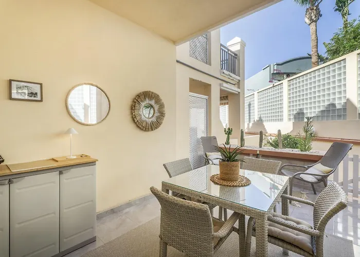 Yucca Park 1 Bed * Costa Adeje (Tenerife)